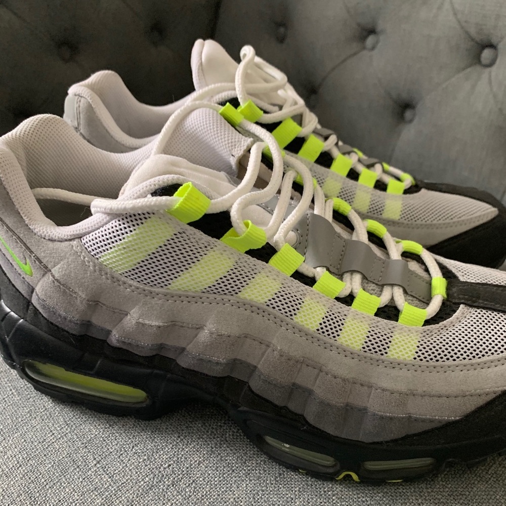 Men’s AirMax 95 Volt